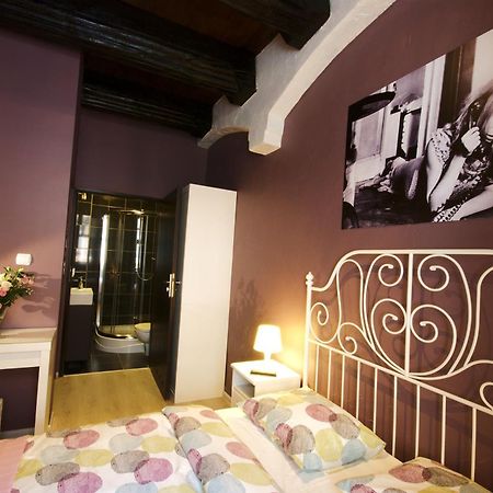 Rosemary'S Private Ensuite Rooms In Old Town Poznan Ngoại thất bức ảnh
