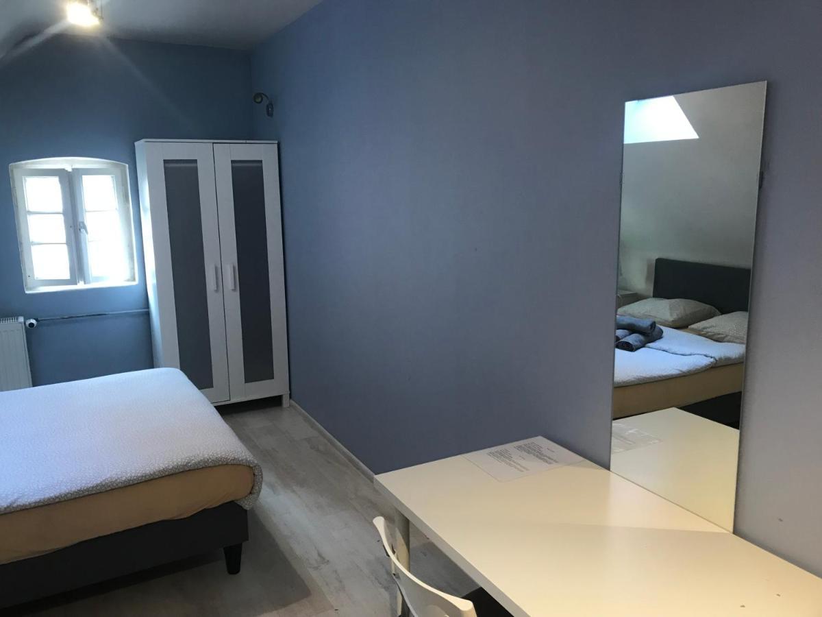 Rosemary'S Private Ensuite Rooms In Old Town Poznan Ngoại thất bức ảnh