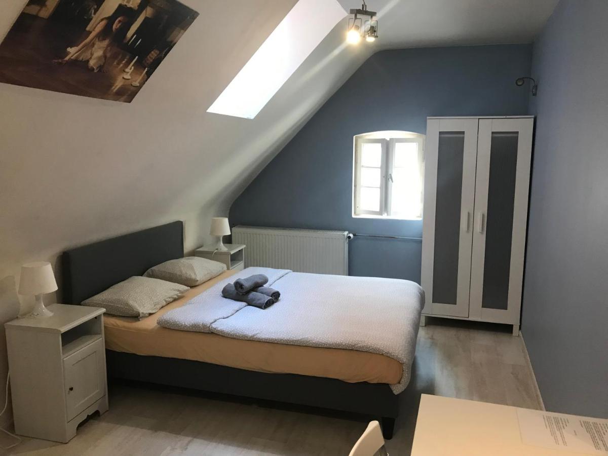 Rosemary'S Private Ensuite Rooms In Old Town Poznan Ngoại thất bức ảnh